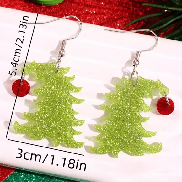🎄🎄🎄3 for 12$🎄🎄🎄Glittery Green Grinchy Christmas Tree Earrings - Picture 2 of 2